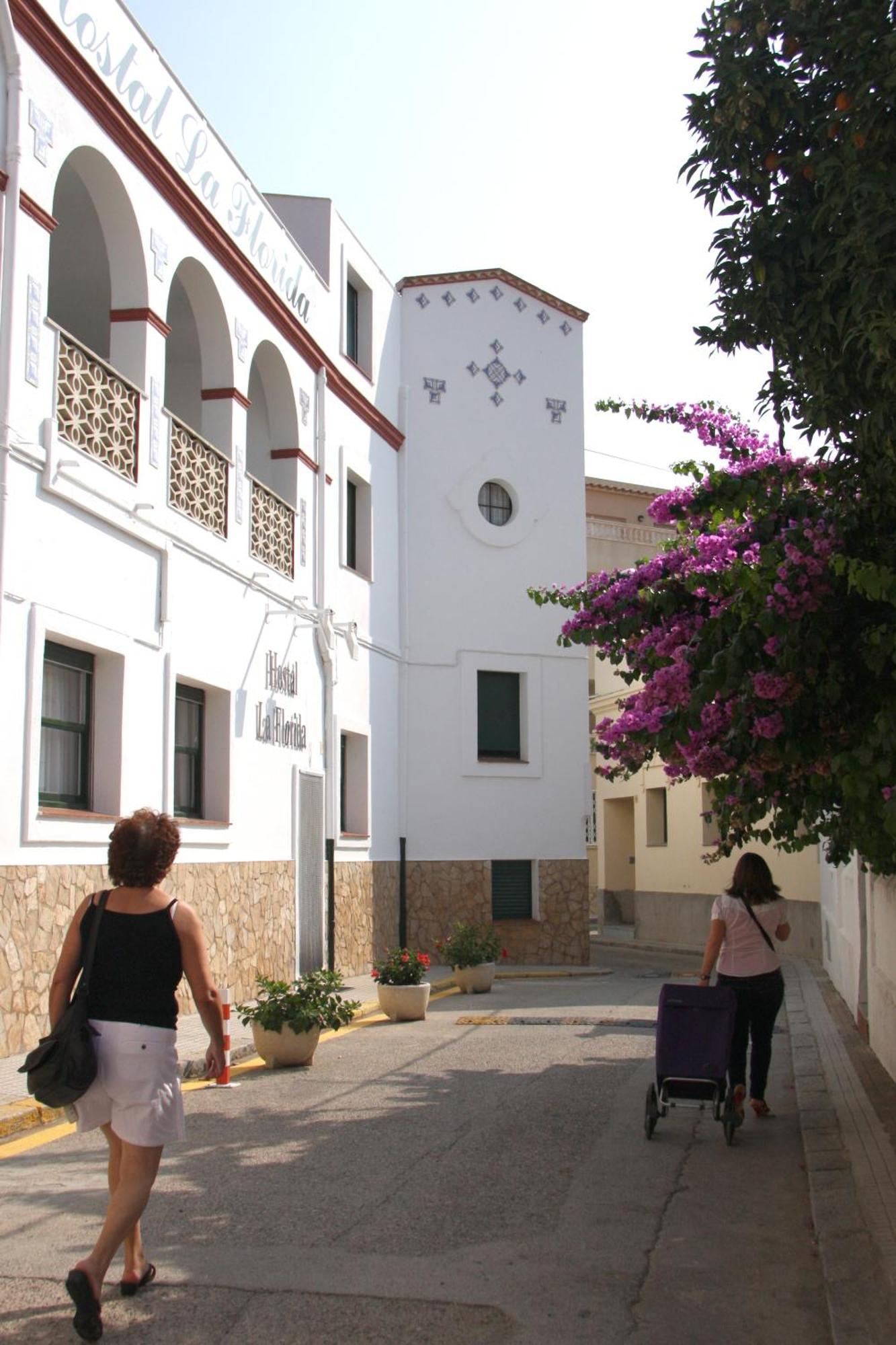 Hostal La Florida Llança Esterno foto