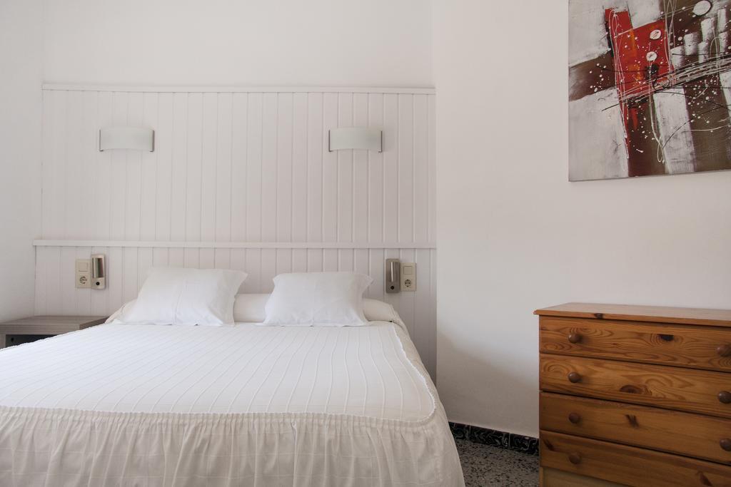 Hostal La Florida Llança Esterno foto
