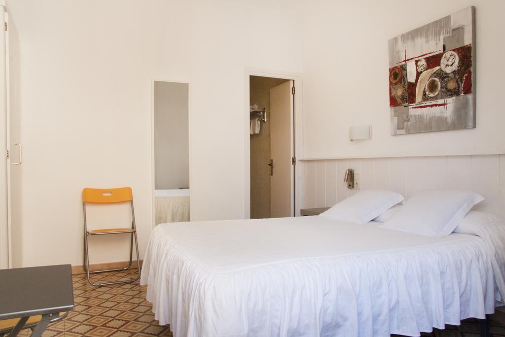Hostal La Florida Llança Camera foto