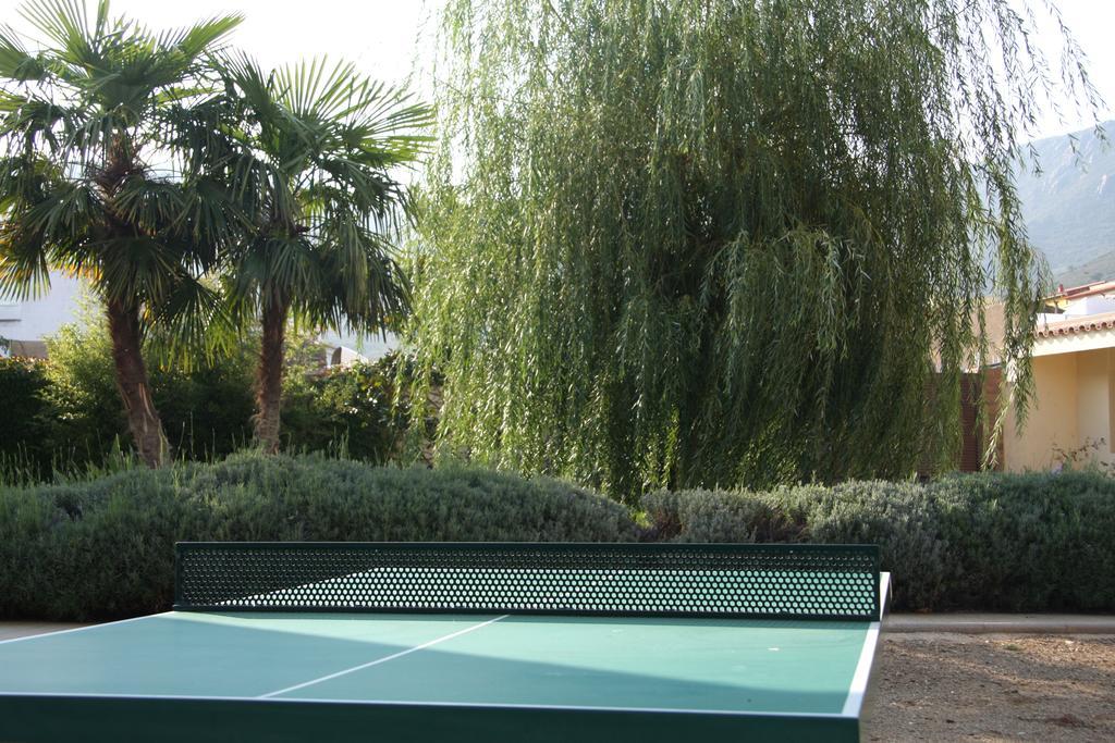 Hostal La Florida Llança Esterno foto